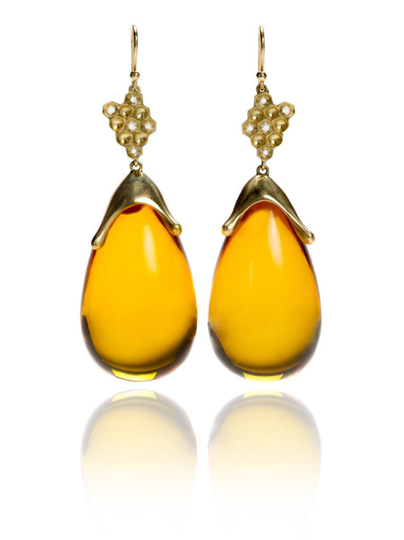 Honeycomb Amber Earrings in 18k Gold with Diamonds